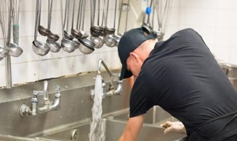 Thông bồn rửa chén quận Phú Nhuận nhiều ưu đãi, chất lượng uy tín